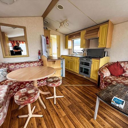 6 Berth Caravan For Hire, Minutes From A Stunning Beach In Norfolk! Ref 21036F Heacham Exterior photo